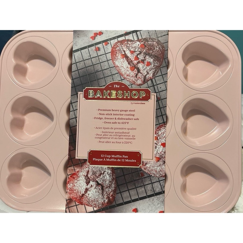 Master Class Valentine heart‎ muffin pan pink